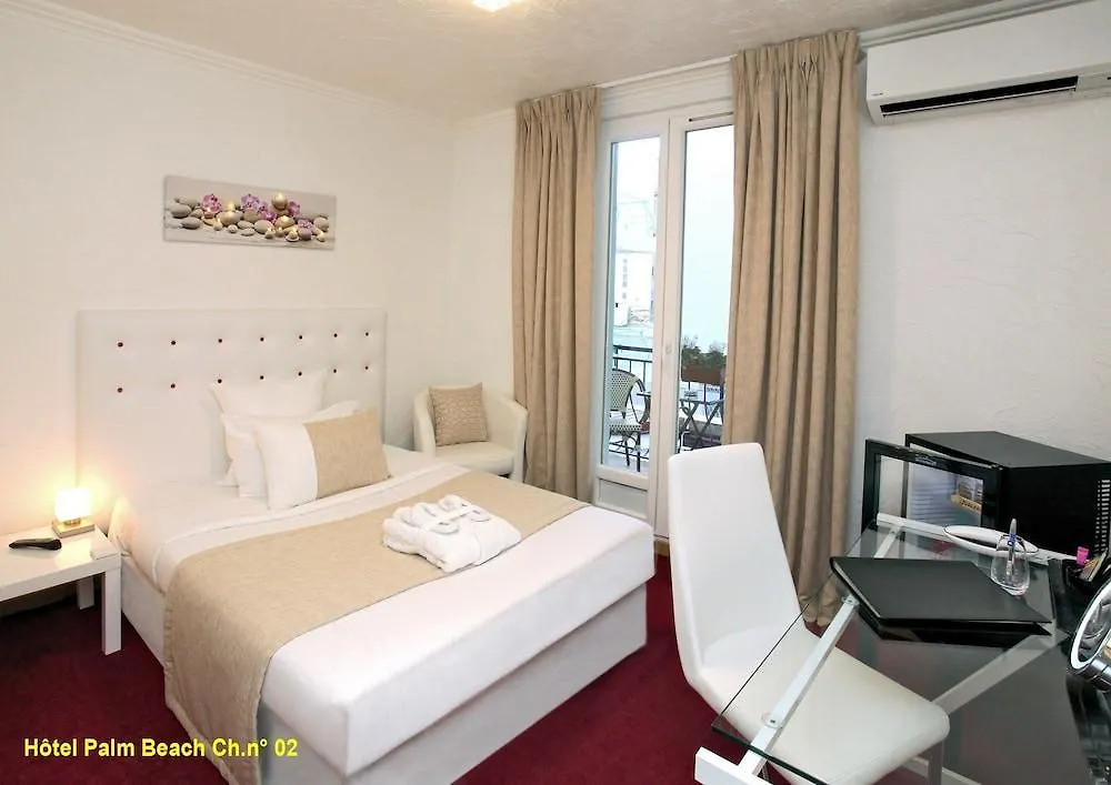 Hotel Palm Beach Cannes Francia